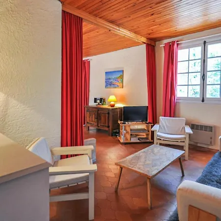 Mn-1486 بيت للعطل La Bouverie